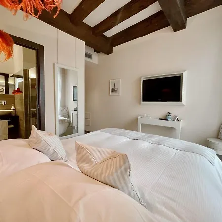 Centro Bed & Breakfast *