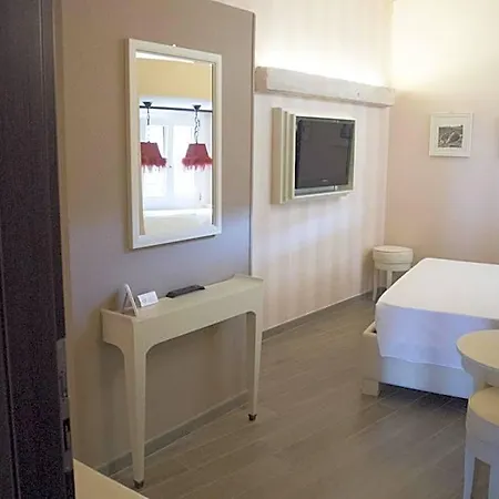 维罗纳中心住宿加早餐酒店 4* 维罗纳