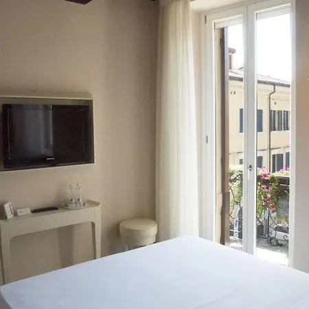 Centro Bed & Breakfast