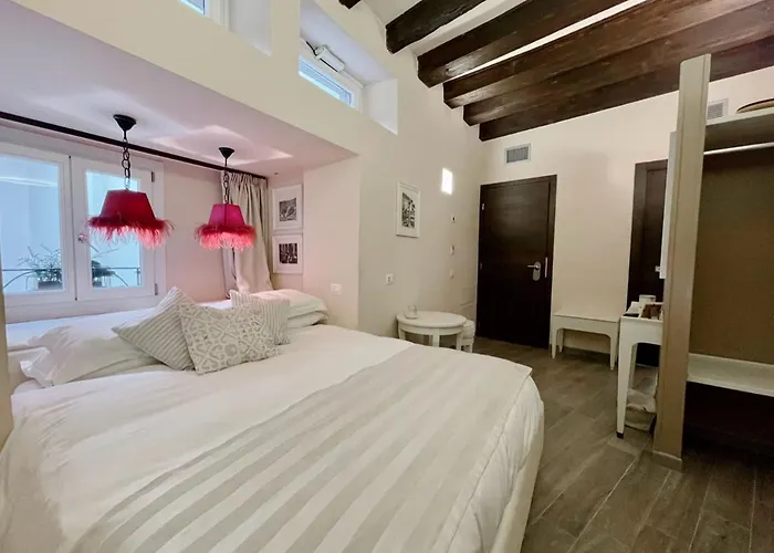 Centro Bed & Breakfast