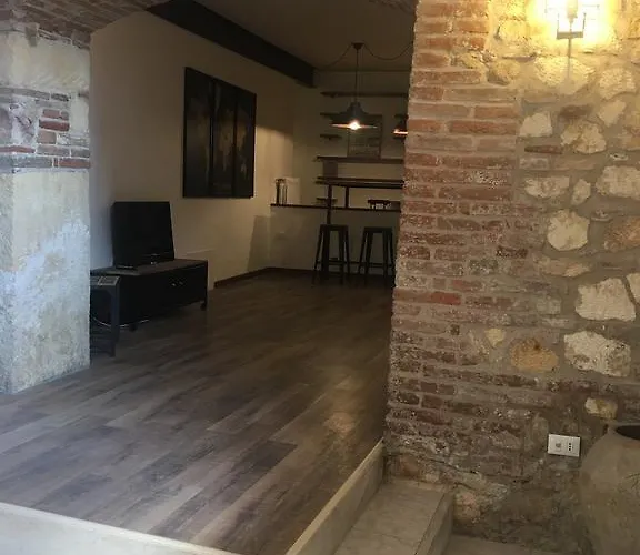 Centro فندق مبيت وإفطار